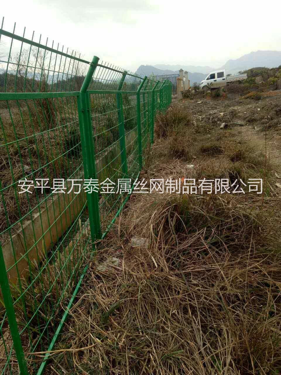 河道防护围栏网厂家 农业示范区围网 变电站外围护栏网