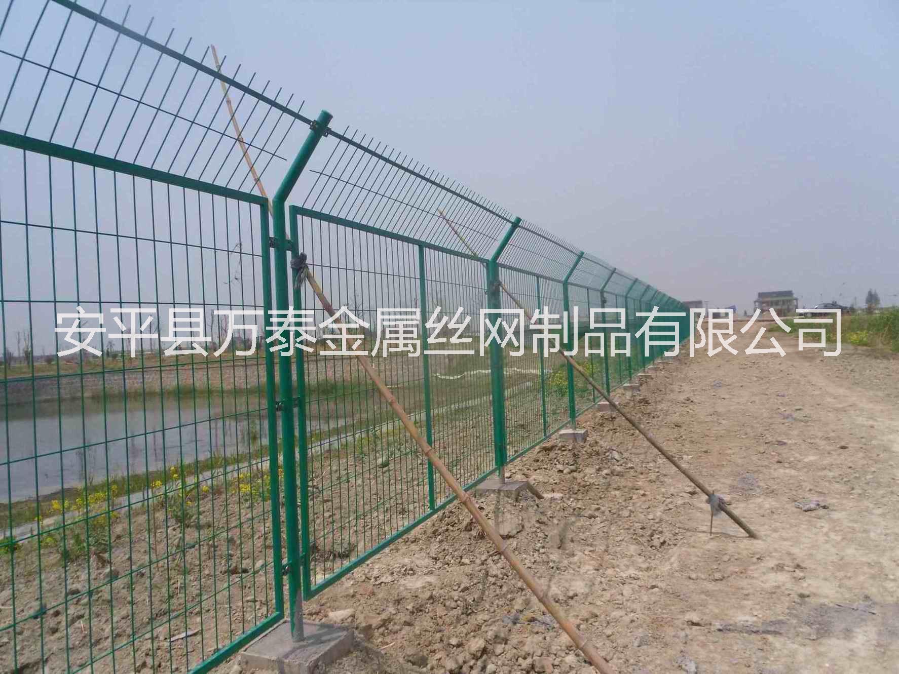 河道防护围栏网厂家 农业示范区围网 变电站外围护栏网