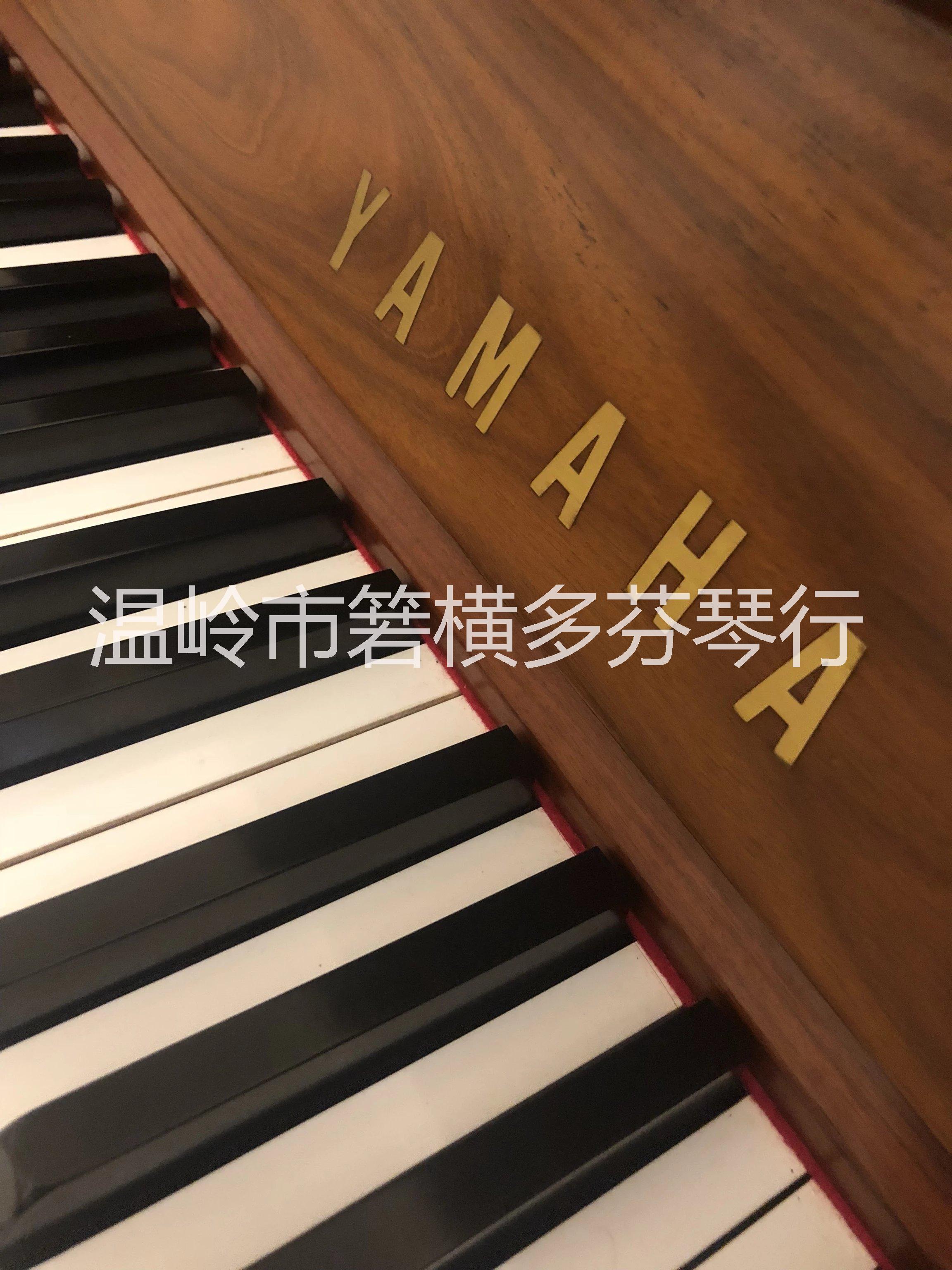 日本雅马哈钢琴型号W 101