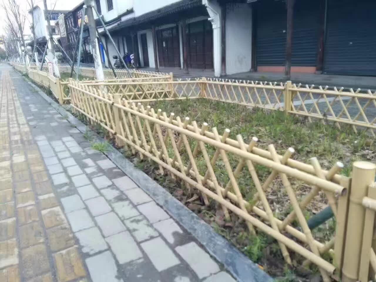 三门峡喷塑仿竹栅栏，景观竹节围栏，锌钢道路护栏，竹篱笆护栏