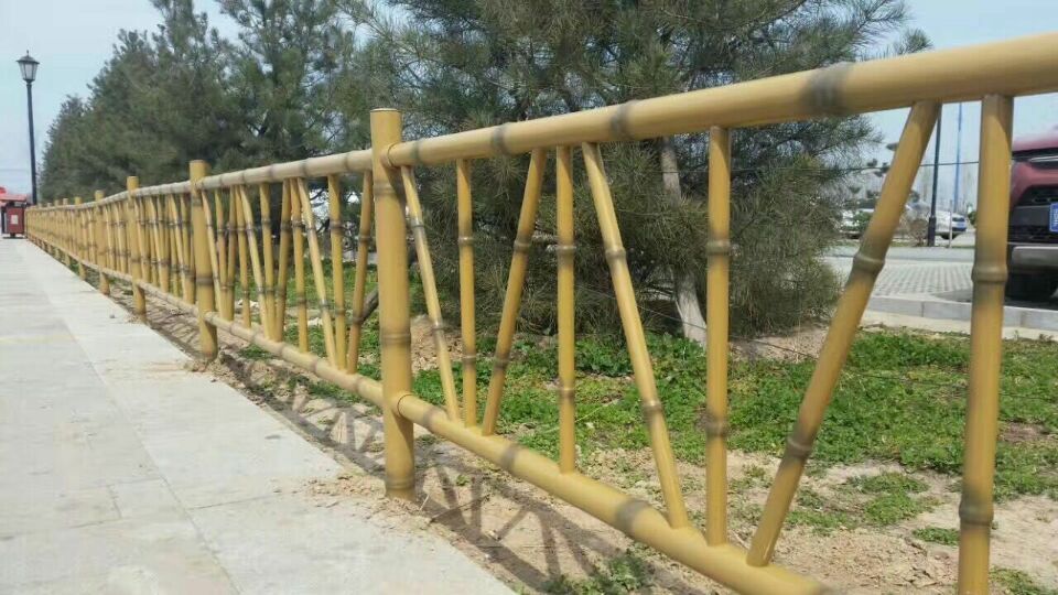 保定景观仿竹栅栏，竹节交通隔离栏，锌钢道路护栏，喷塑仿竹节围栏