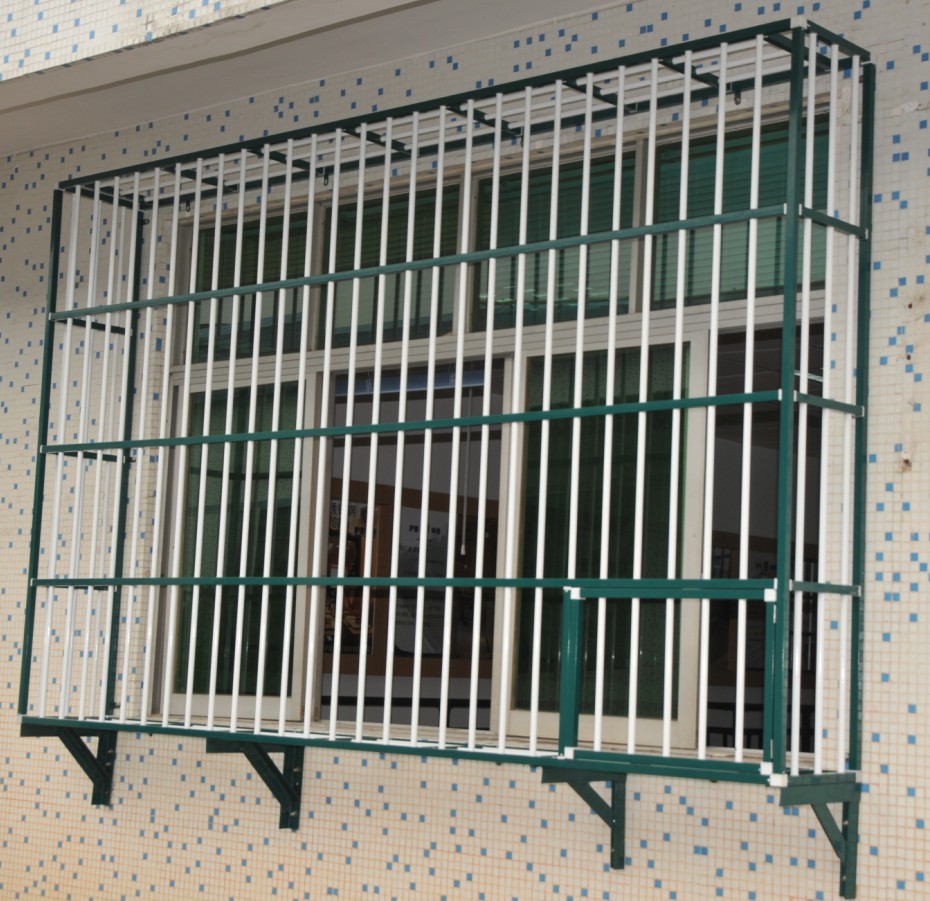 唐山空调百叶围栏，锌合金百叶窗价格优惠，供货更及时的组装空调栏杆，喷塑防盗窗