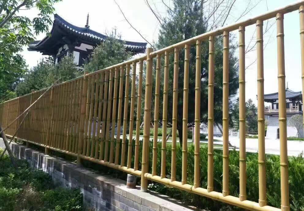 安阳仿竹篱笆护栏，锌钢道路防护栏，园林仿竹栅栏，锌钢道路防护栏全国供应