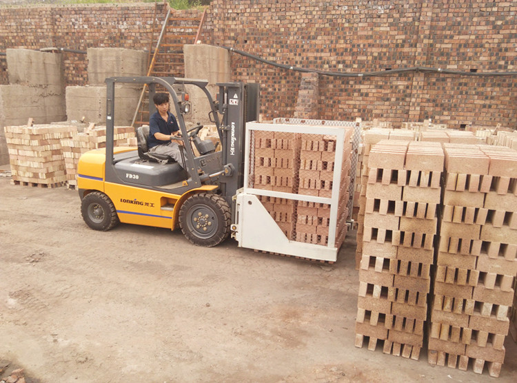 郑州市随车吊卸砖装砖机 抱砖机厂家