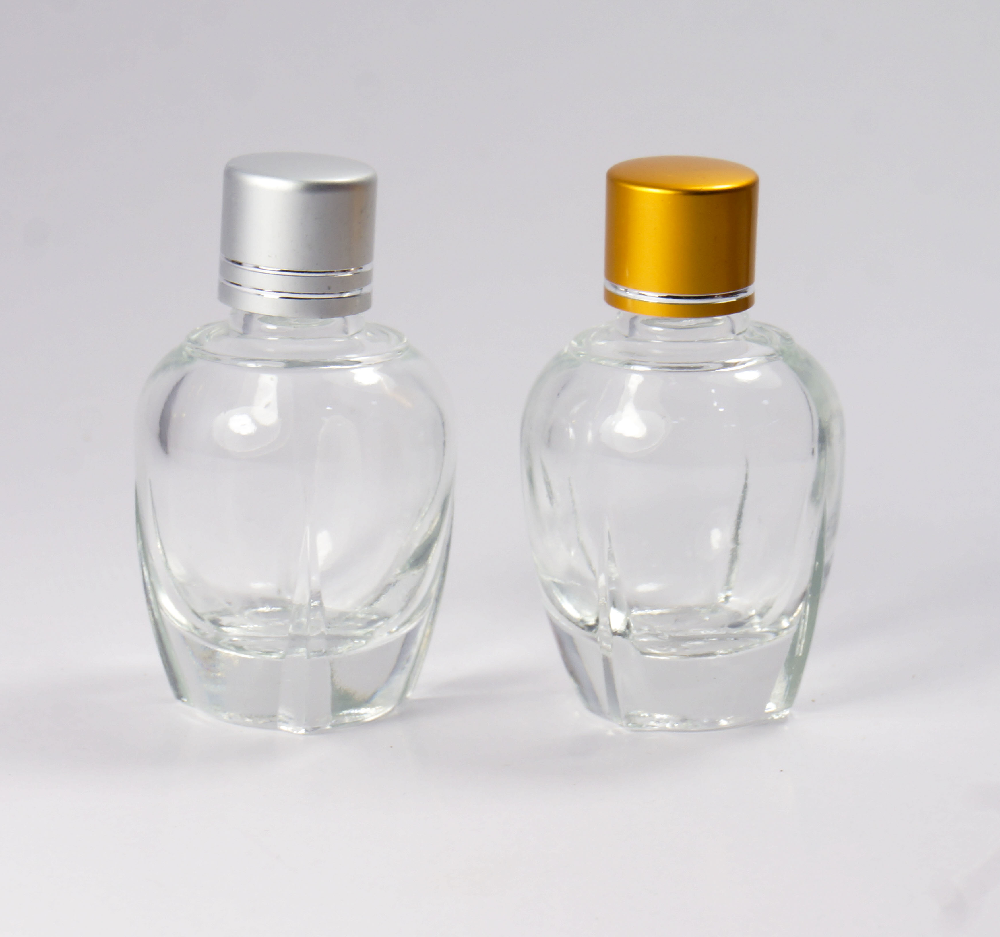 广州市批发订做多款式香水瓶厂家供应批发订做多款式香水瓶 精品香水瓶 玻璃香水瓶