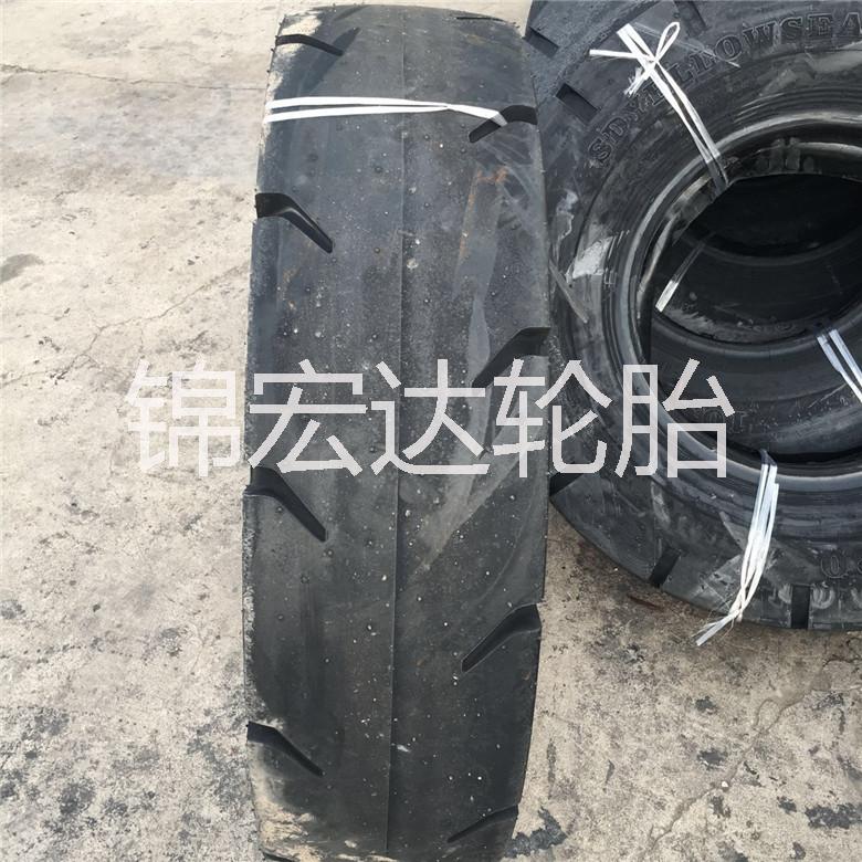 铲运机光面轮胎9.75-18 10.00-20 12.00-24矿井地下用耐磨耐刺扎