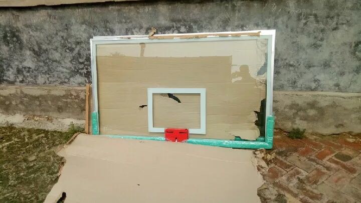 深圳哪里有维修篮球板厂家上门更换篮球板钢化玻璃篮球板 深圳维修篮球板更换篮球板厂家图片