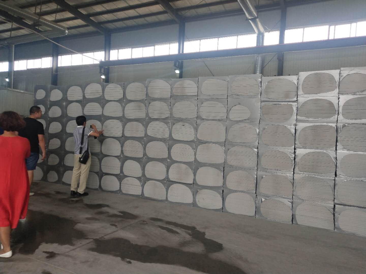 北京聚氨酯复合板  a级阻燃 导热系数小于0.024   聚氨酯发泡板 pu聚氨酯板 阻燃外墙聚氨酯板