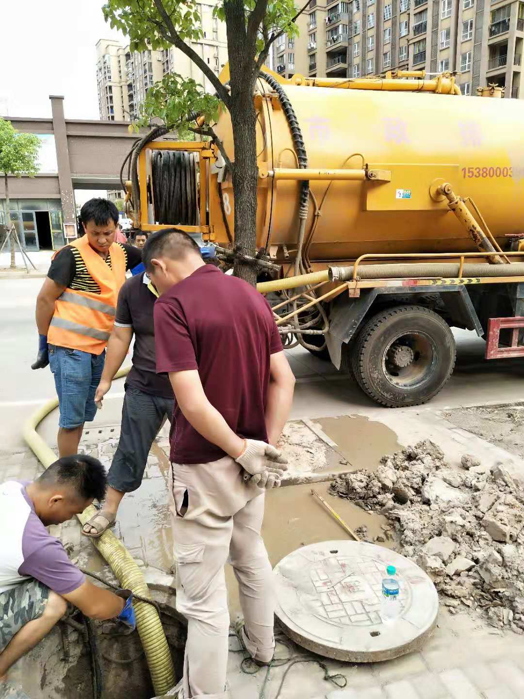 常州市政雨水污水管道清洗_管道清淤_管道CCTV检测修复服务电话 管道清淤工程 常州市管道清淤工程图片