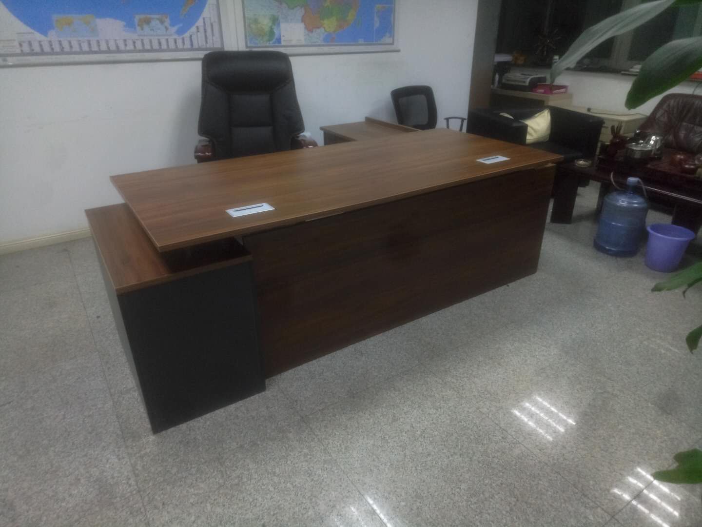 大班台老板桌总裁桌经理办公桌椅组合实木简约现代单人创意老板台
