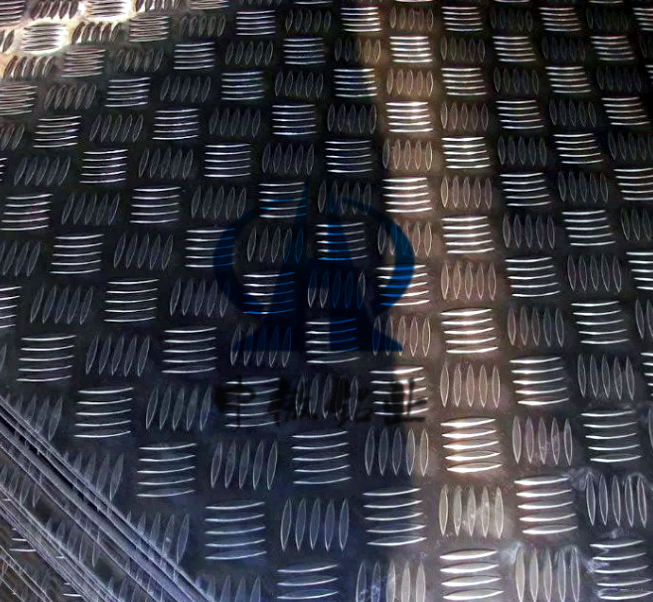 济南市现货供应山东花纹铝板防滑铝板厂家