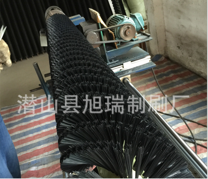 安庆市毛刷辊厂家毛刷厂供应磨料丝毛刷,机械研磨毛刷辊 抛光毛刷辊 钢板打磨刷辊
