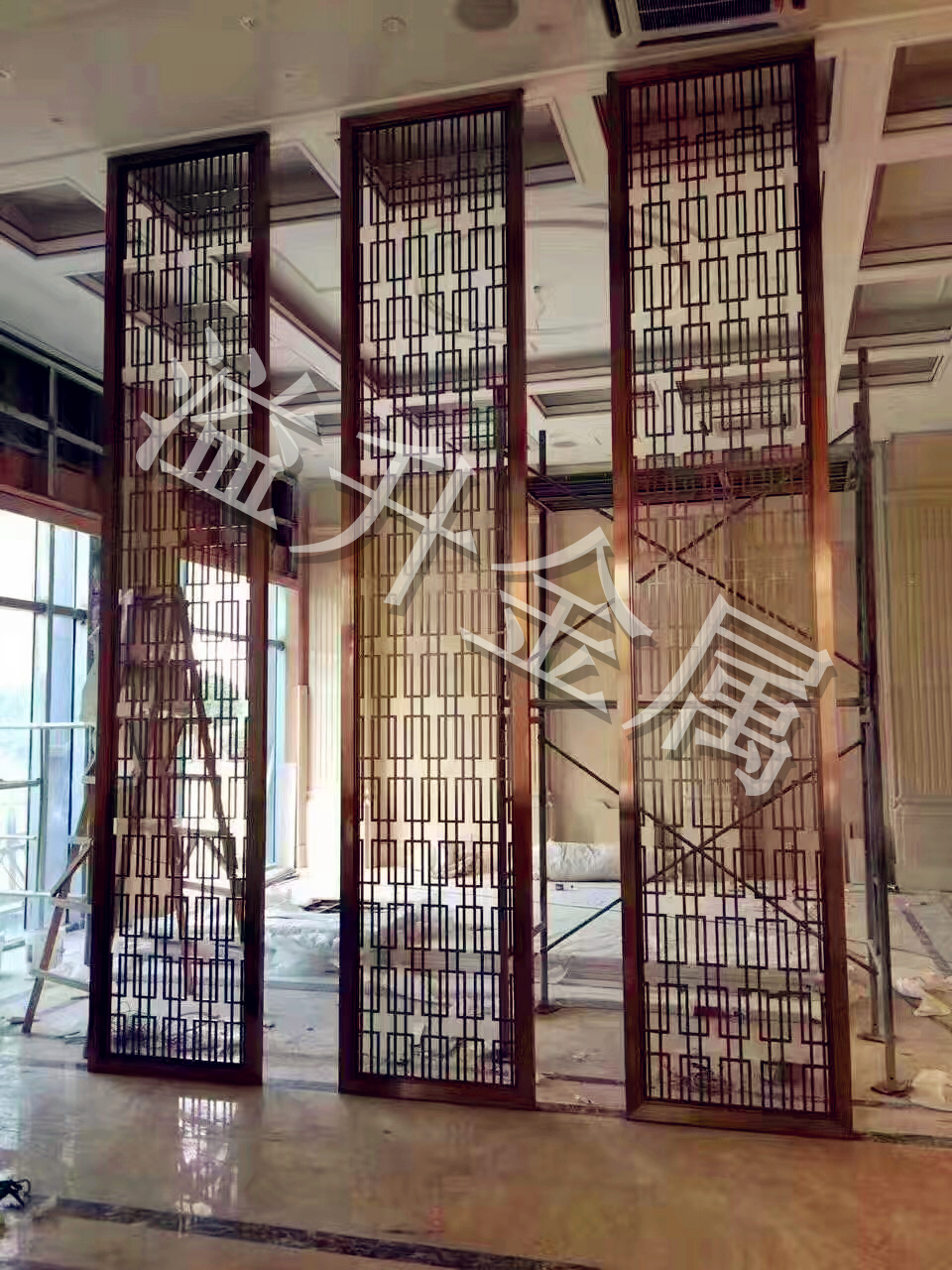 乌海市订做铝板雕花屏风厂家直销 镂空花格