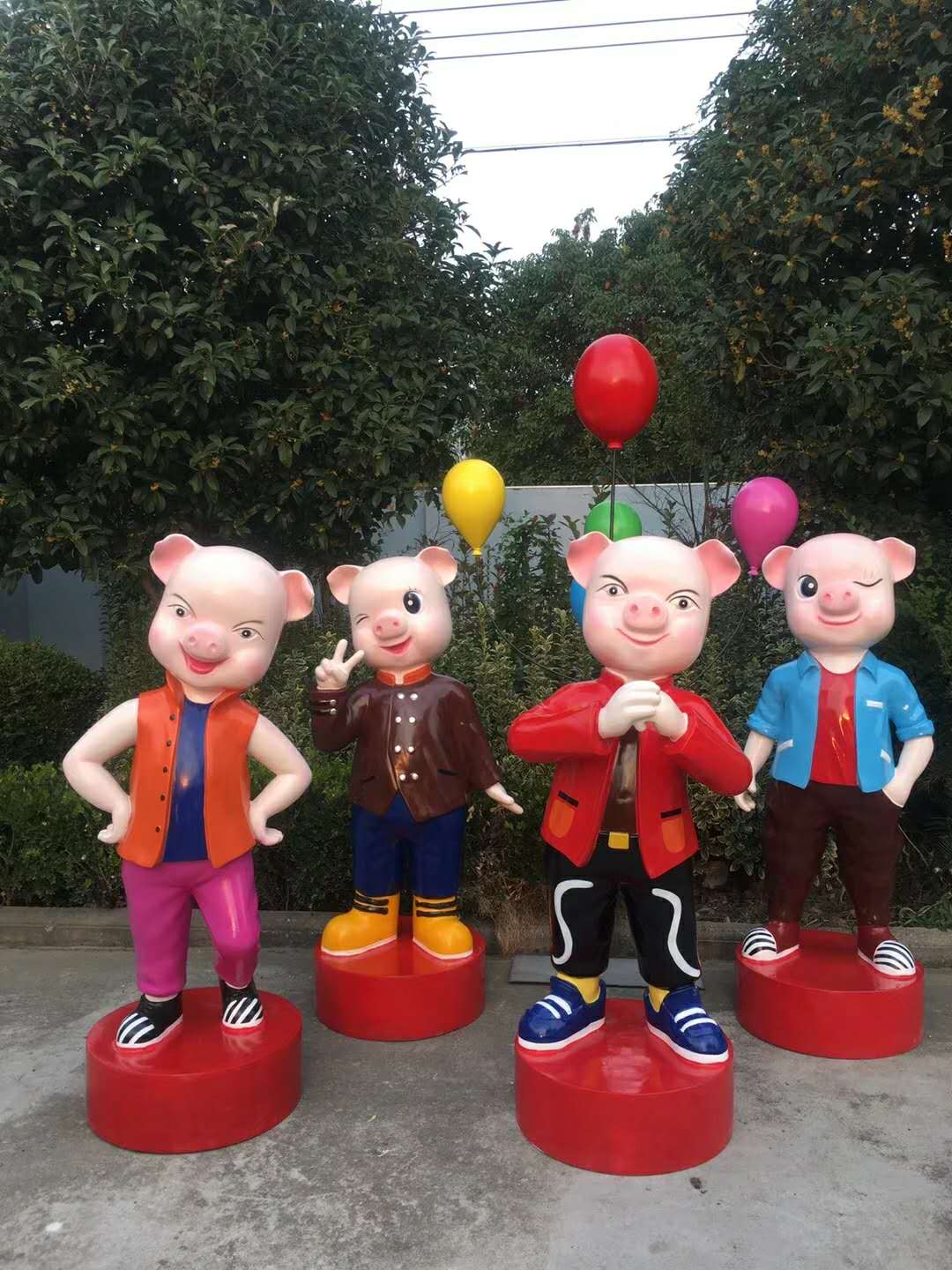 猪年雕塑猪模型摆件恭喜发财猪厂家