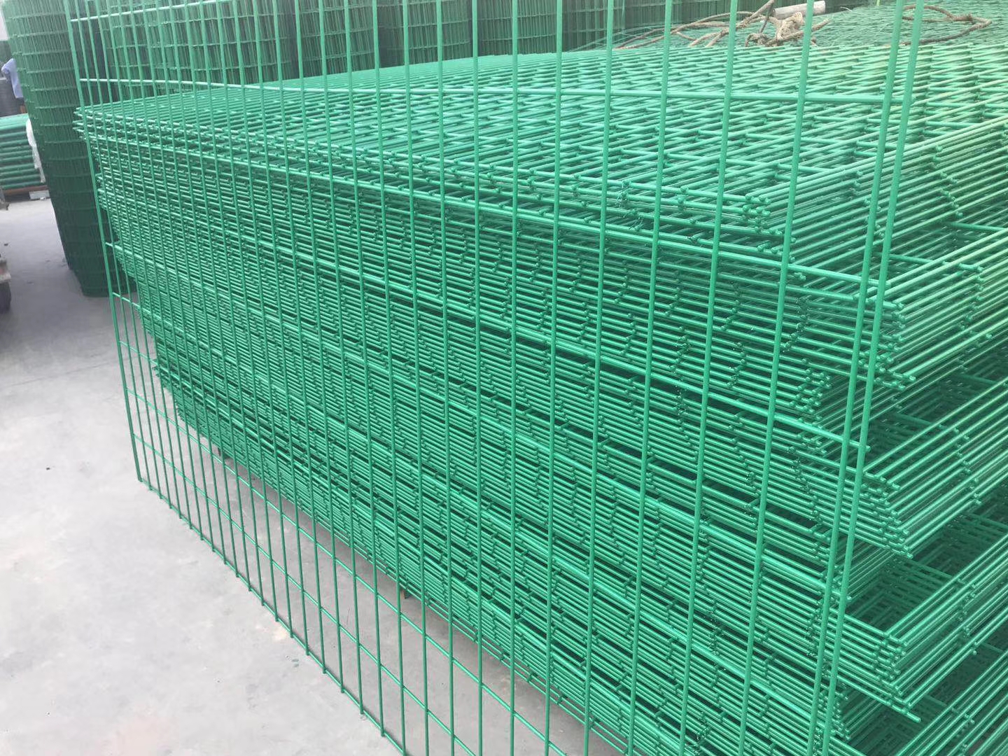 衡水市双边护栏网1.8米*3米厂家双边丝护栏网 双边护栏网 双边护栏网 现货护栏 双边护栏网1.8米*3米