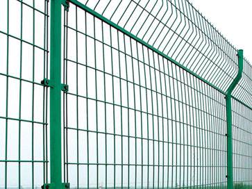 双边护栏 双边丝护栏 双边丝护栏1.8米*3米 1.8米高圈地网 1.8米高双边丝圈地围栏 1.8米高双边丝折弯圈地围栏