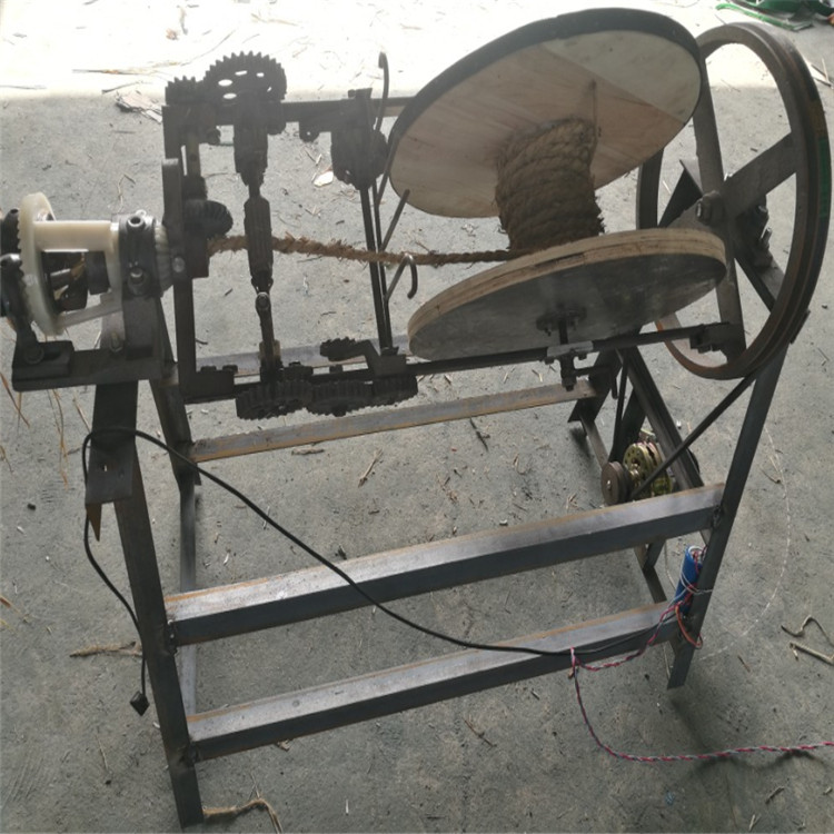 专业生产电动草绳机 半自动稻草绳编织机 家用稻草秸秆打绳机