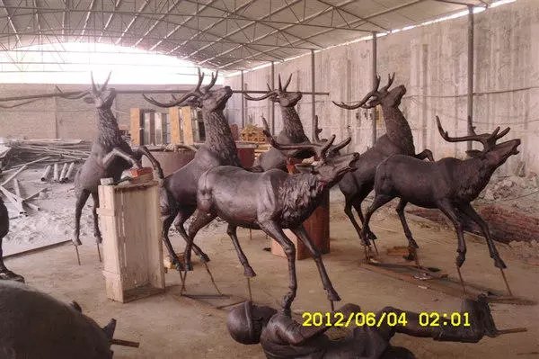 动物铜雕 鹿雕塑，母子鹿雕塑，铜雕厂
