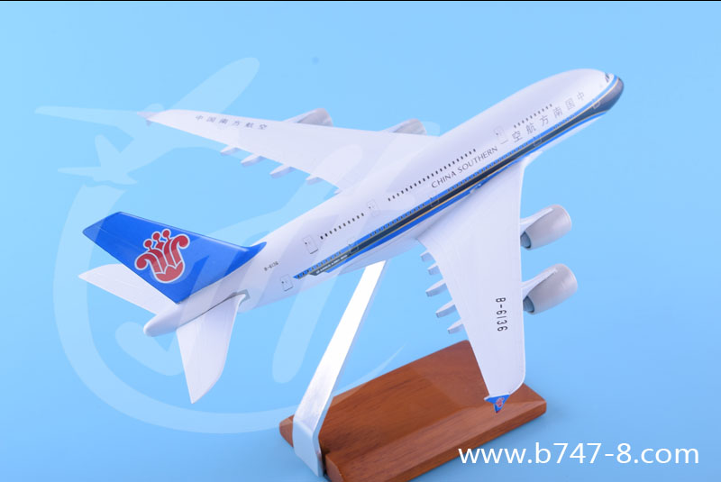 飞机模型空客A380南航合金静态客机航模玩具礼品商务促销品28cm图片