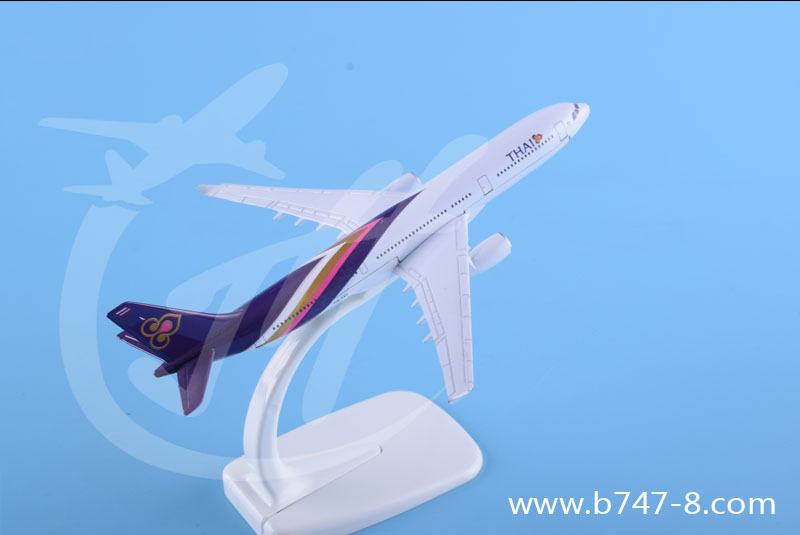 飞机模型空客A330-300泰航金属静态仿真纯手工商务促销礼品航模摆件16cm
