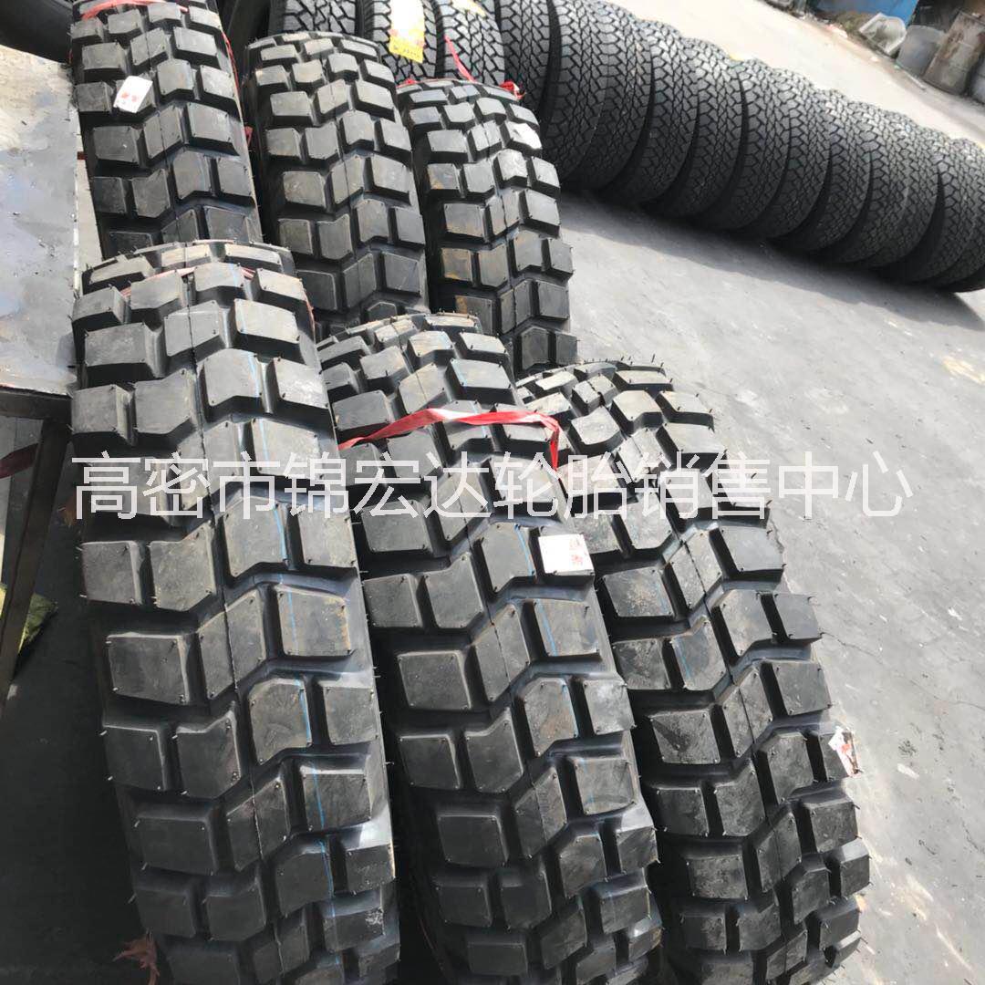 东风EQ2102越野卡车轮胎12.5R20三角139LTRY88成套有内胎耐磨图片