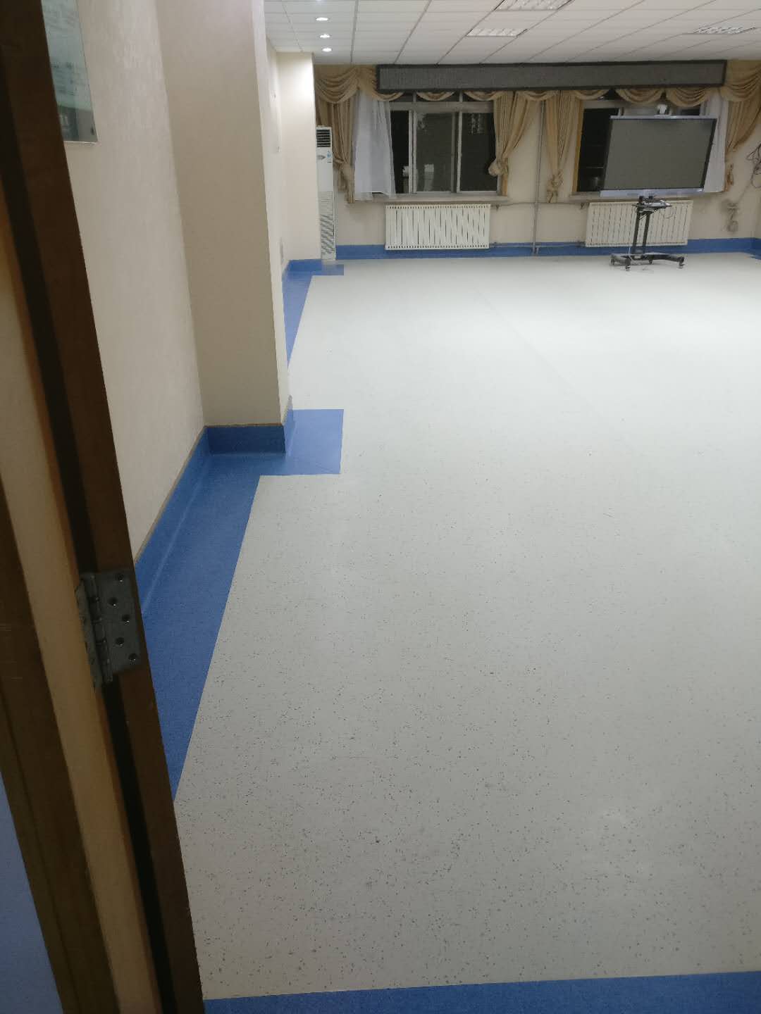 贵州贵阳临塑心理医院吸音塑胶地板