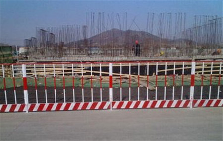 基坑护栏网 基坑围栏厂家  基坑护栏网 基坑围栏  临边防护网