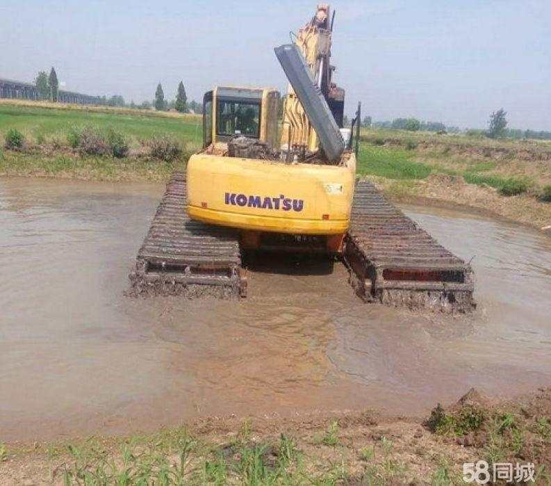 水上挖机出租租赁水上挖掘机真正实现水上来去自如