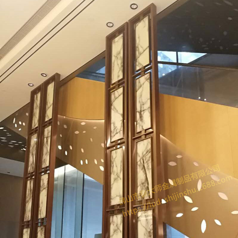 酒店高端不锈钢玫瑰金屏风不锈钢板材镂空镶白石板定制装饰金属花格屏风