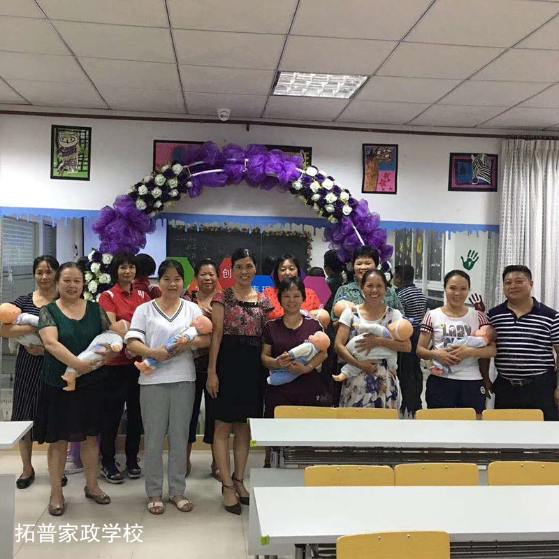 惠州高级母婴护理培训机构 高级月嫂速成班 15天学完 有优惠哟