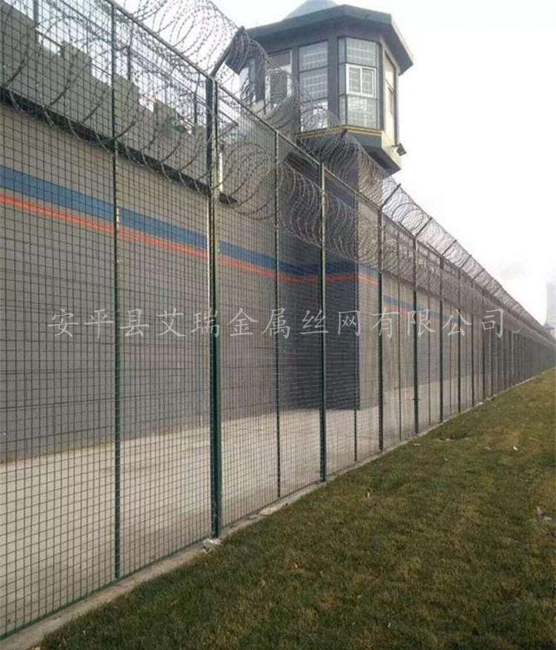 监狱钢网墙 巡逻道钢网墙 看守所钢网墙 禁区围墙网