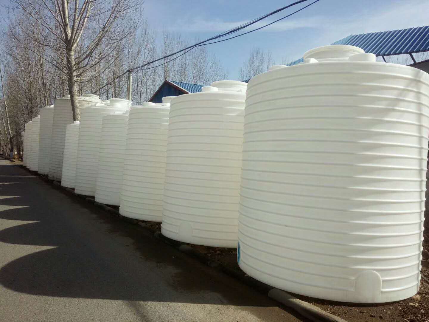 供应5T塑料桶5000L塑料桶5立方塑料桶 5吨塑料桶 山东5吨塑料桶