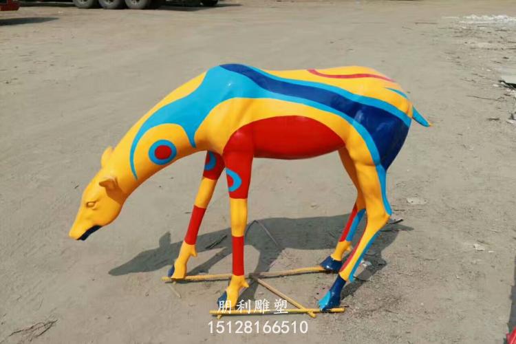 玻璃钢小鹿雕塑 玻璃钢小鹿动物雕塑 玻璃钢仿真雕塑厂家