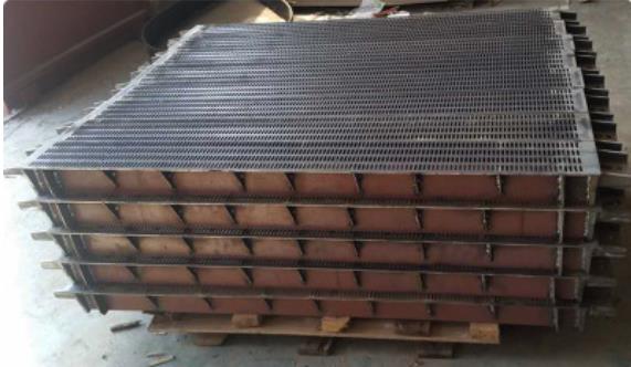沧州散热机械链板岩棉设备 链条式输送链板 不锈钢冲孔链板厂家