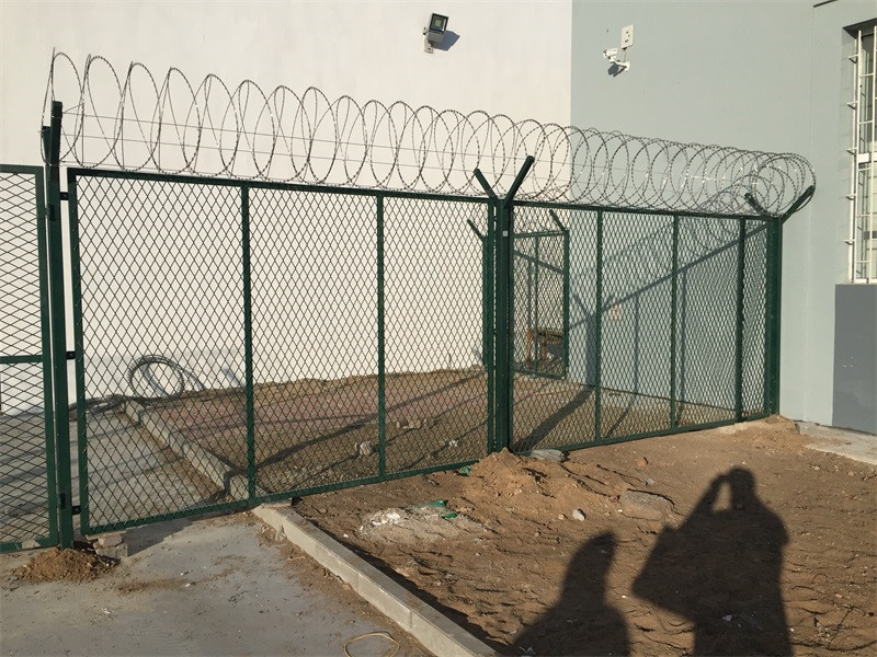 看守所防护网- 济源监狱围栏网-监狱看守所隔离网网图片