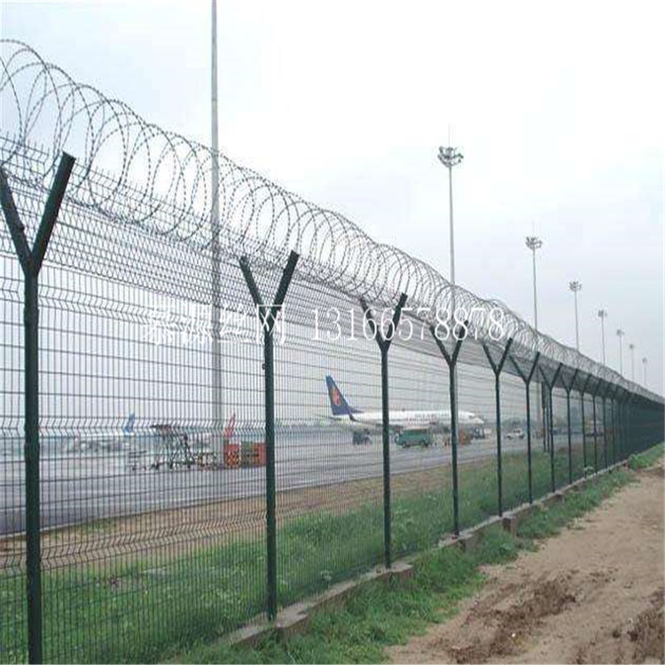 机场围栏网厂家、机场护栏网