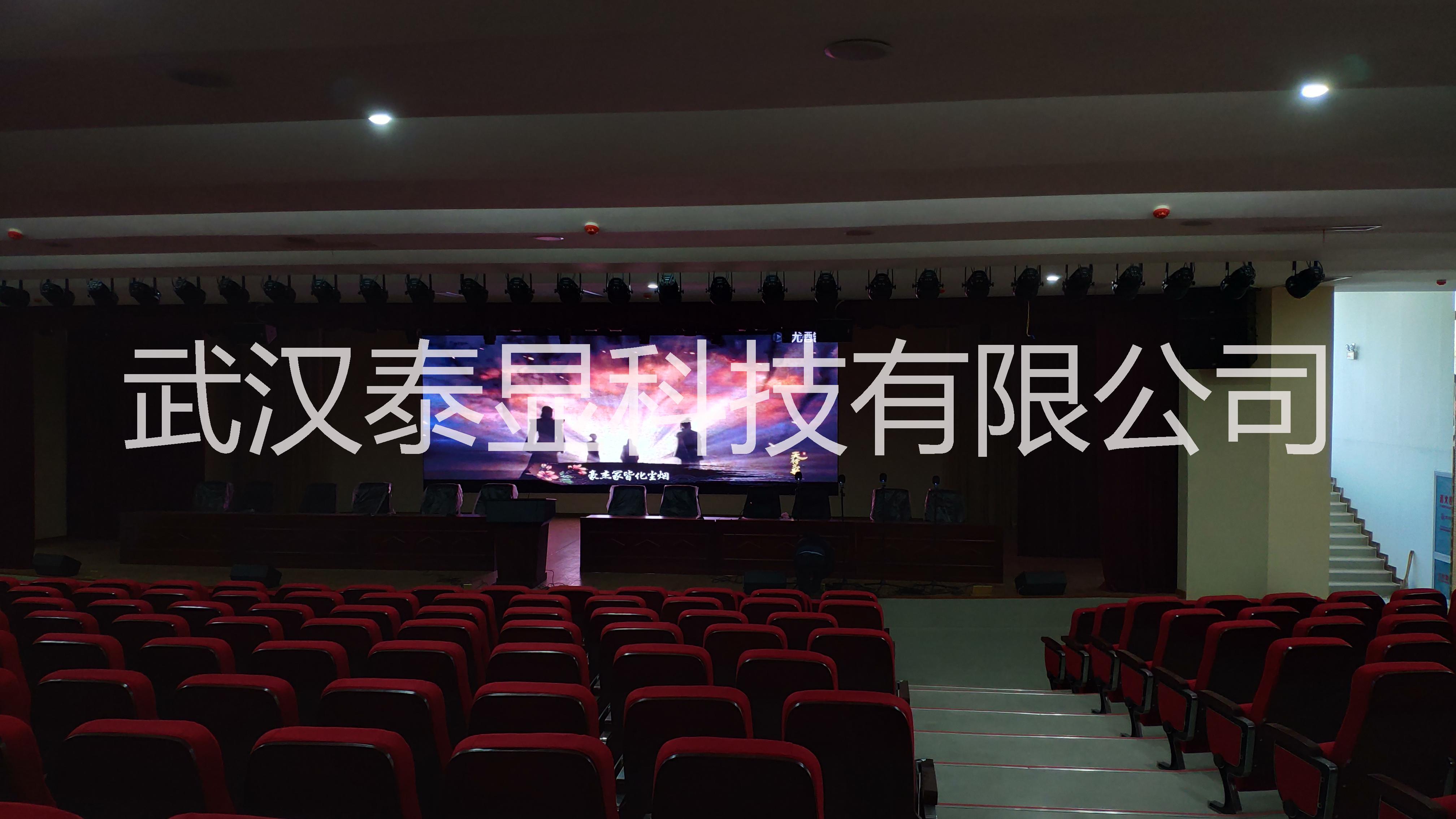 深圳市智能LED显示屏—LED灯杆屏厂家