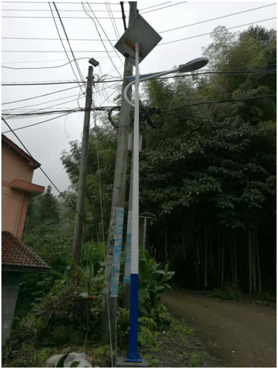 湖南太阳能路灯厂家  湖南岳阳农村6米太阳能路灯批发