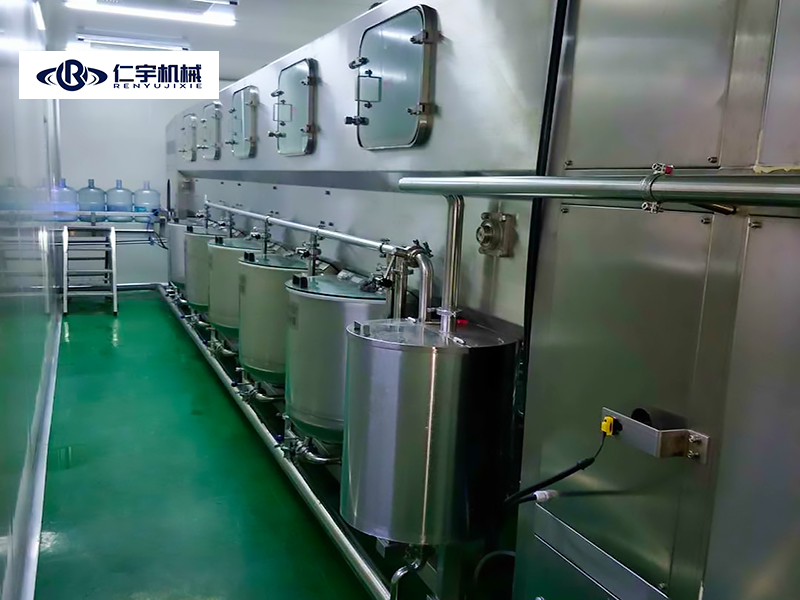 苏州市QGF-900桶装水直线式灌装机厂家