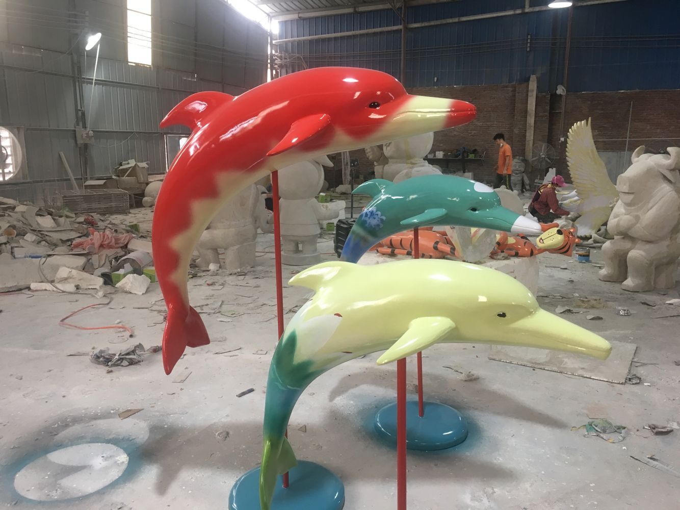 玻璃钢公园绿地动物海豚雕塑造型 佛山玻璃钢定制