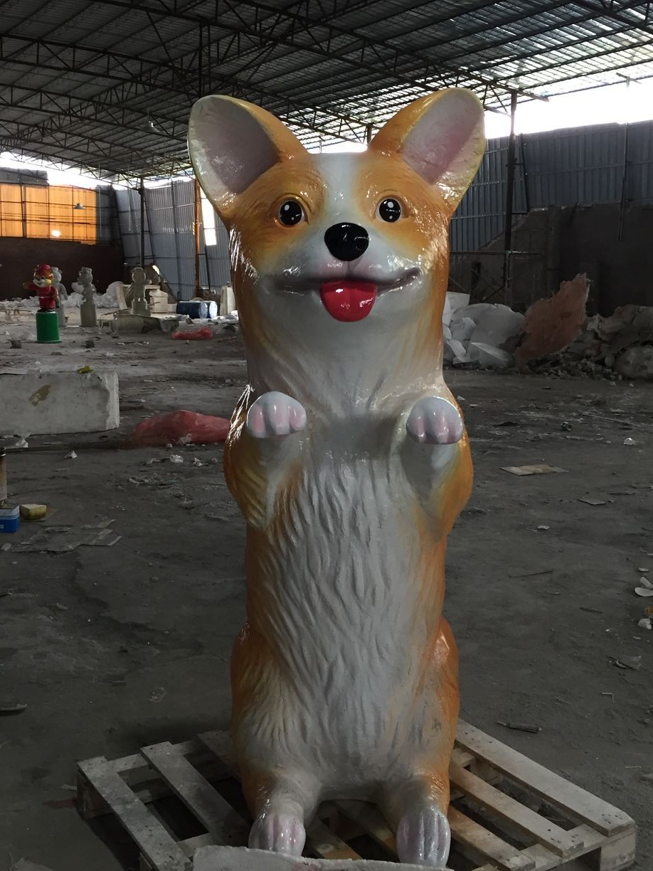 佛山市狗雕塑厂家广州玻璃钢卡通动物狗雕塑造型 广场商业街雕塑摆件