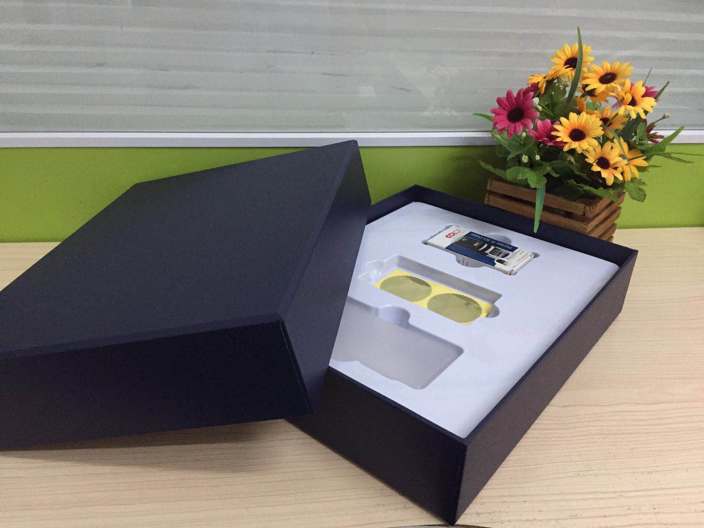 新加坡公司盒子和印章配套资料 德信绿盒公司专业制作 苹果章牌小圆章条形章钢印椭圆章