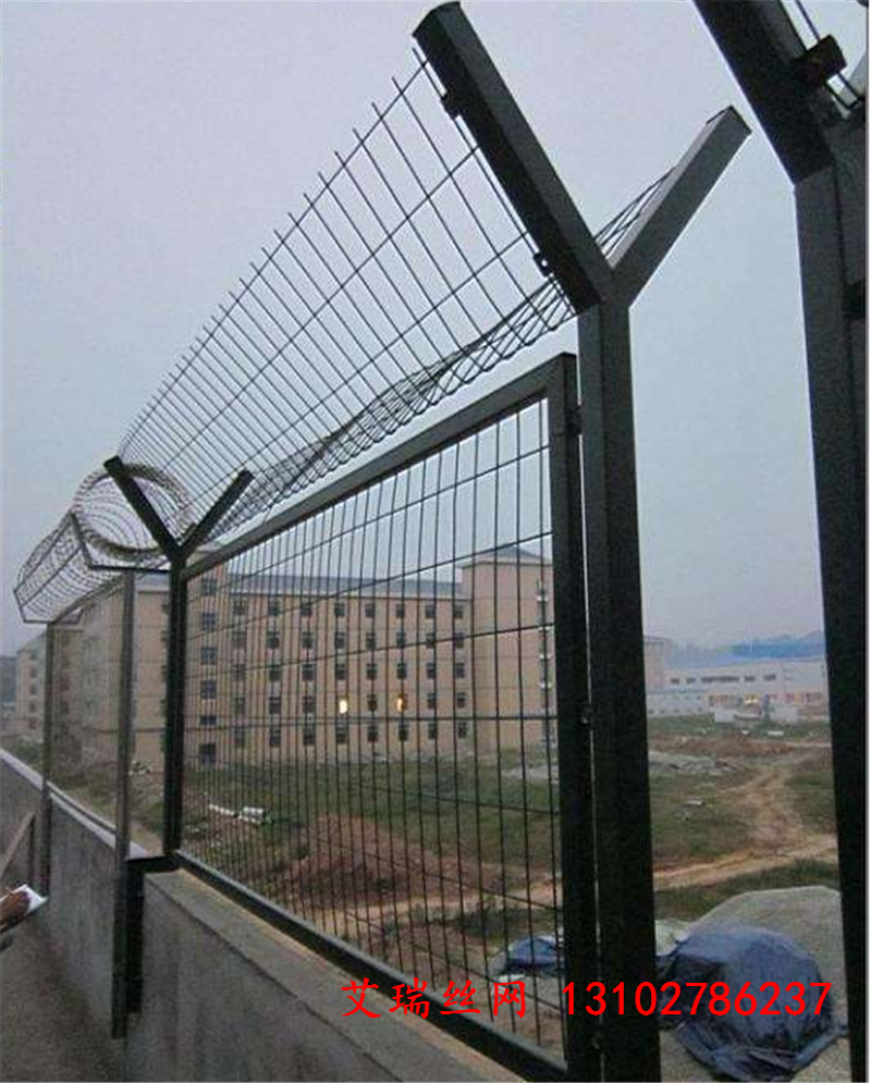 监狱刀刺钢网墙价格-看守所隔离网墙-济南监狱铁丝隔离网墙