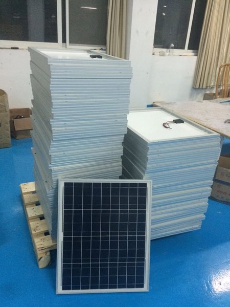 长期供应多晶10W-20W太阳能电池板组件