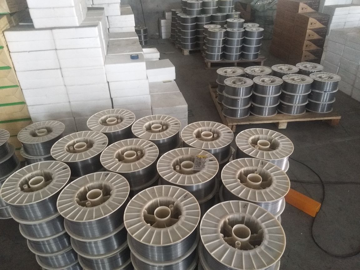 盾构机THY-583耐磨堆焊丝 盾构机耐磨堆焊药芯焊丝生产厂家苏州英达客焊接科技有限公司图片