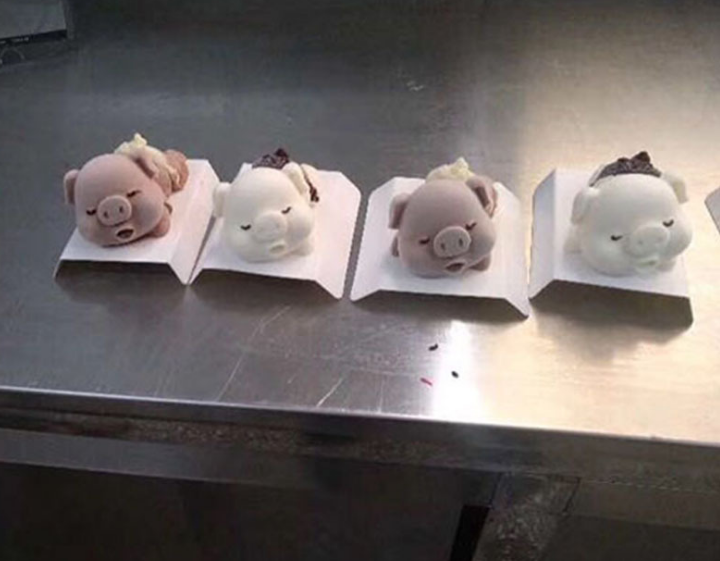 厂家现货烘焙3D呆呆猪口水猪鼻涕猪慕斯蛋糕冰淇淋小4寸猪猪包装