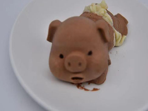 厂家现货烘焙3D呆呆猪口水猪鼻涕猪慕斯蛋糕冰淇淋小4寸猪猪包装