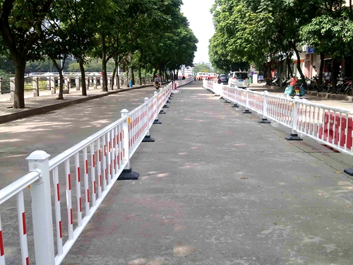 PVC护栏  道路护栏  新力厂家直销 PVC护栏---市政道路护栏