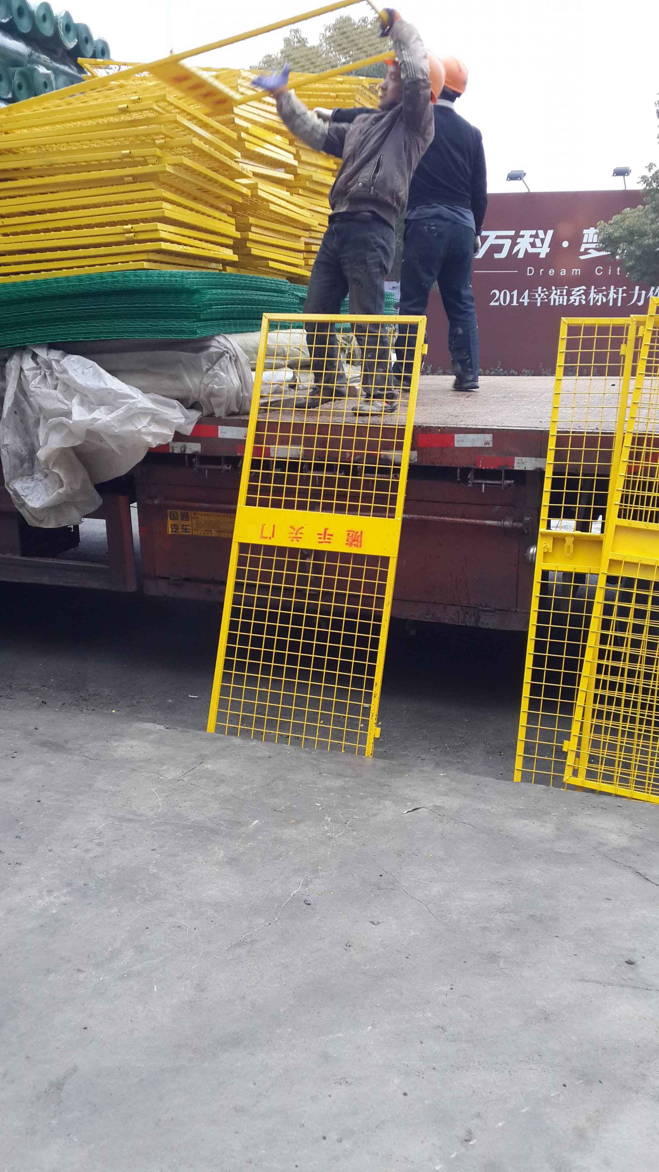上海市钢筋网片、浇筑钢丝网片厂家钢筋网片、浇筑钢丝网片