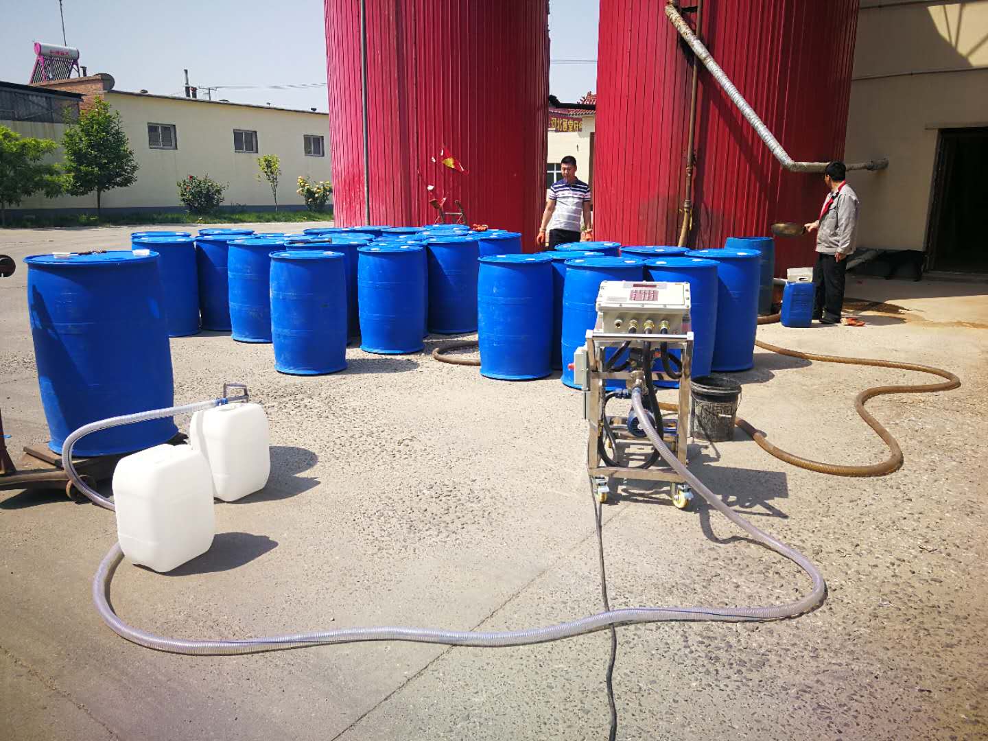 移动式200公斤大桶定量灌装机